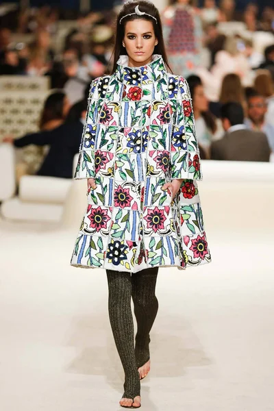 Look 44